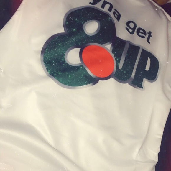 Women 2 piece short bed set Size Small Brand New!! - Picture 3 of 3